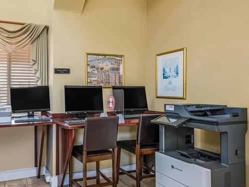 Douglas Pointe Apartments computer area