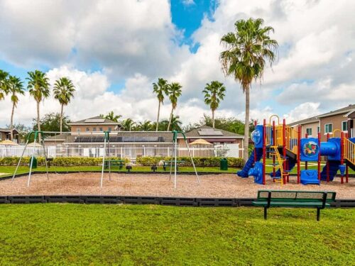Douglas Pointe Apartments green space